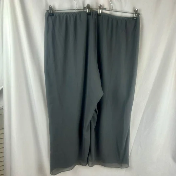 Ursula of Switzerland 3 Piece Set Women Plus 20W Gray Pants Sequin Wedding Event